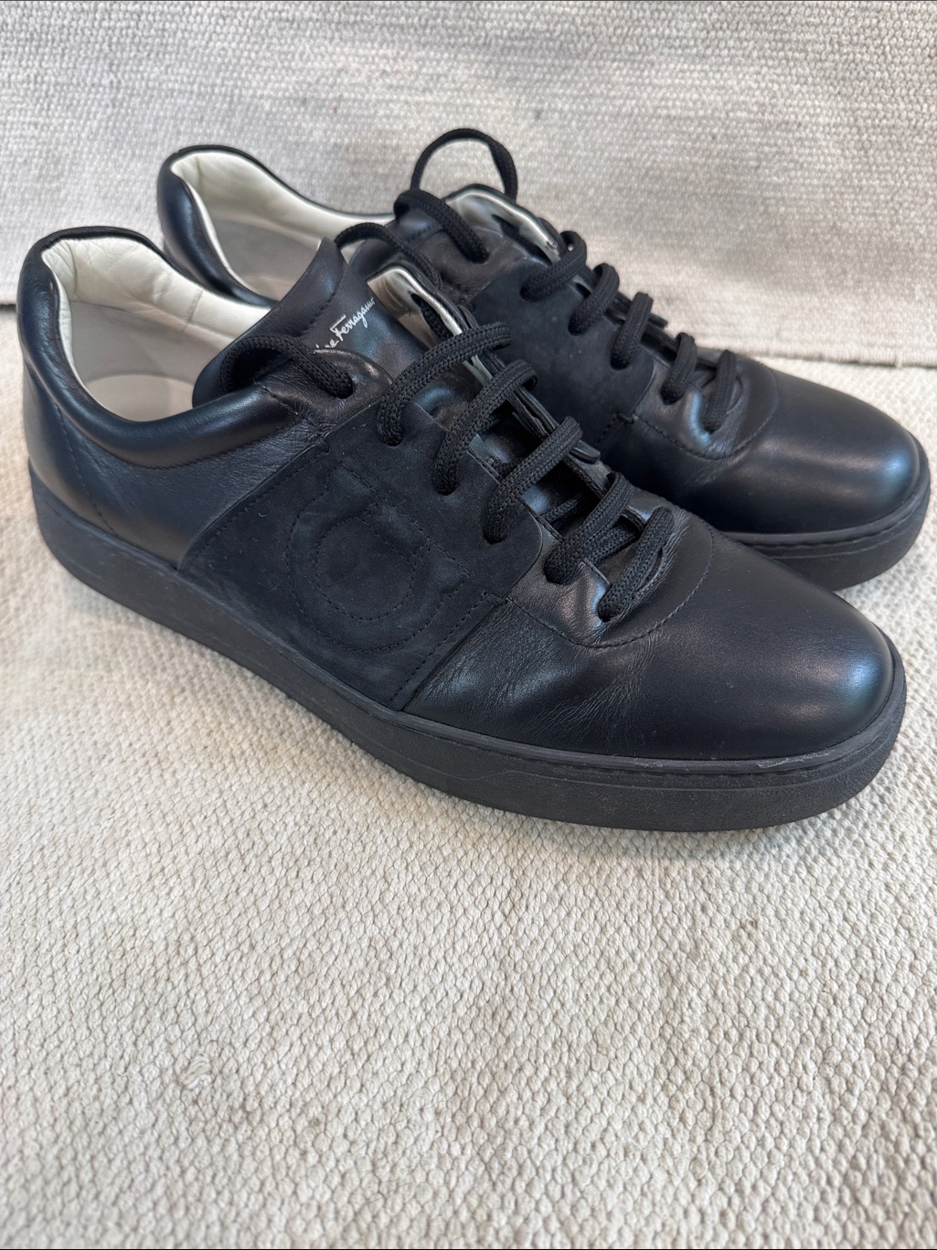 Salvatore Ferragamo Black Leather Low-Top Oxford Sneakers / Casual Dress Shoes